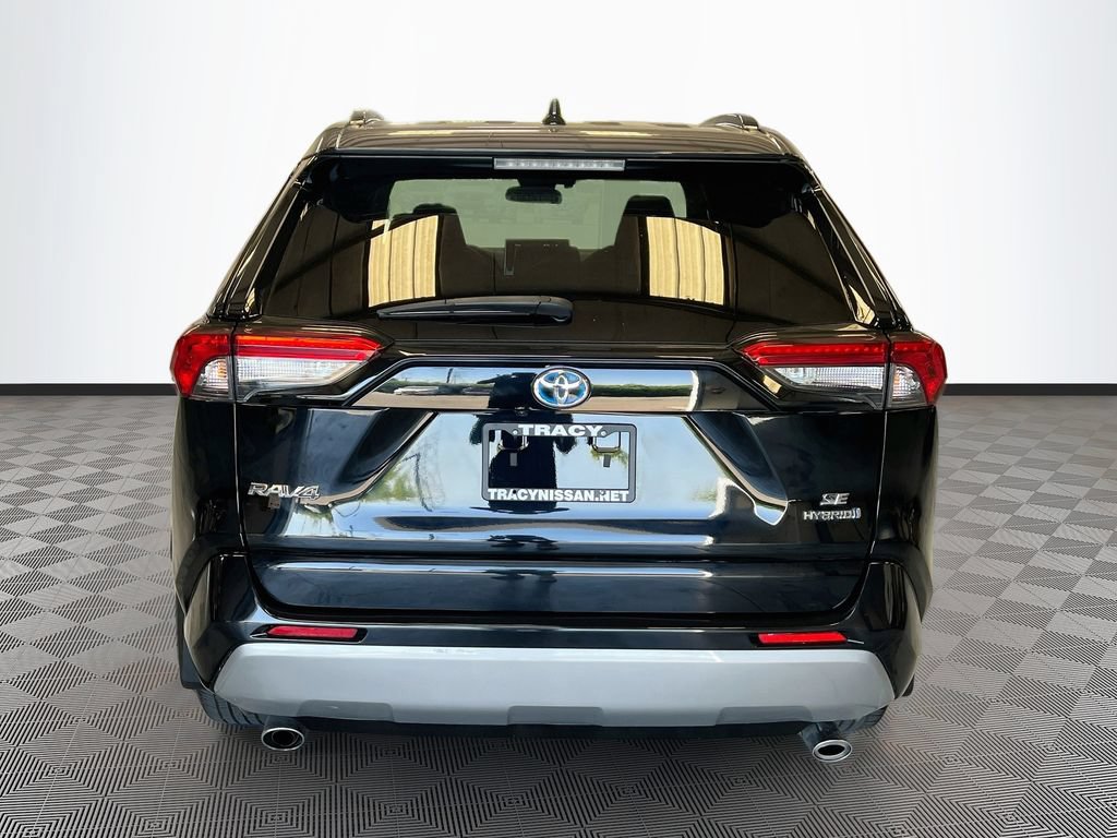 Used 2022 Toyota RAV4 SE w/ Convenience Package AWD/4WD image 6