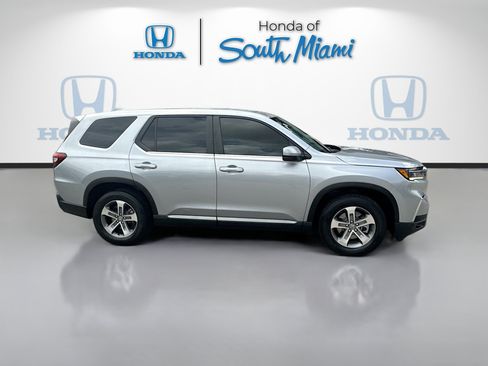 Certified 2024 Honda Pilot EX-L image 8