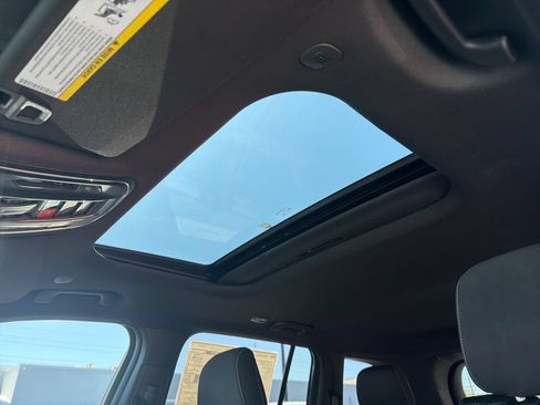 New 2026 Jeep Grand Cherokee Laredo X AWD/4WD image 7