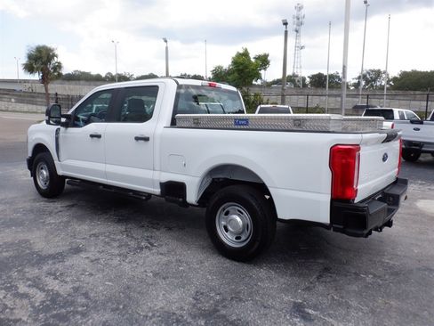 Used 2024 Ford F250 XL RWD image 3