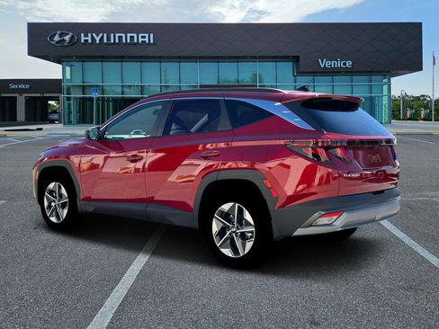 New 2026 Hyundai Tucson SEL w/ Tow & Go Package AWD/4WD image 4