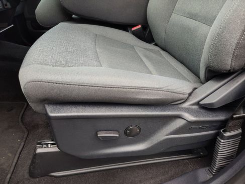 Used 2025 Ford F150 XLT w/ Equipment Group 301A Standard image 16