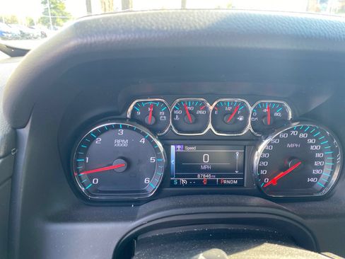Used 2015 Chevrolet Tahoe LT AWD/4WD image 2