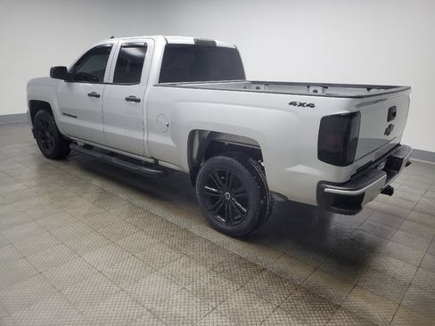 Used 2019 Chevrolet Silverado 1500 Custom w/ Custom Convenience Package image 3