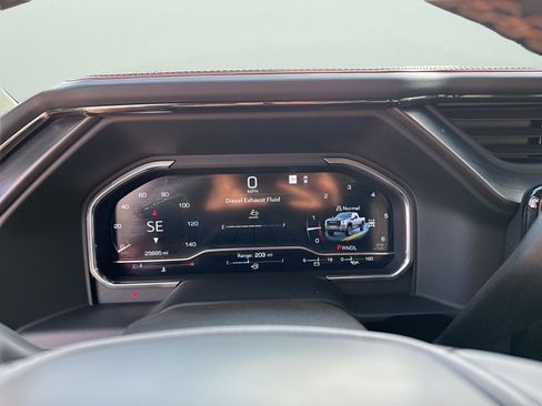 Used 2024 GMC Sierra 2500 AT4 w/ AT4 Premium Plus Package image 33