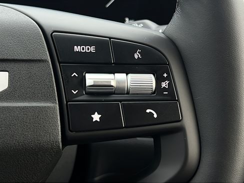 New 2026 Kia Sportage SX FWD image 25