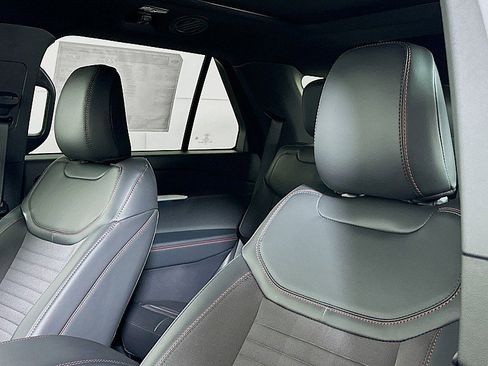 New 2026 Ford Explorer ST-Line AWD/4WD image 11