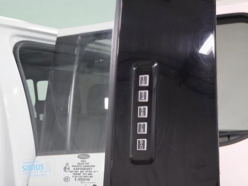 Used 2017 Ford F350 Lariat w/ Lariat Ultimate Package AWD/4WD image 41
