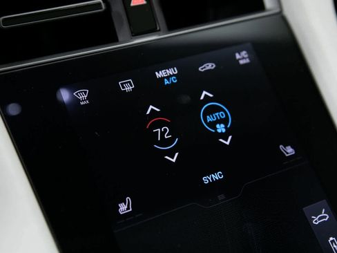 Certified 2024 Porsche Taycan GTS image 22