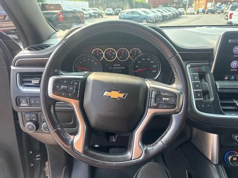 Used 2021 Chevrolet Suburban LS AWD/4WD image 16