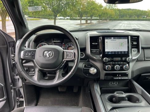 Used 2024 RAM 1500 Laramie image 24