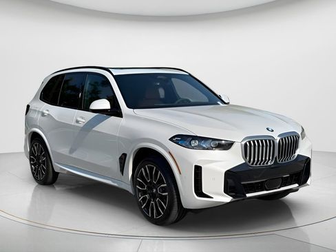 New 2026 BMW X5 sDrive40i w/ M Sport Package RWD image 3