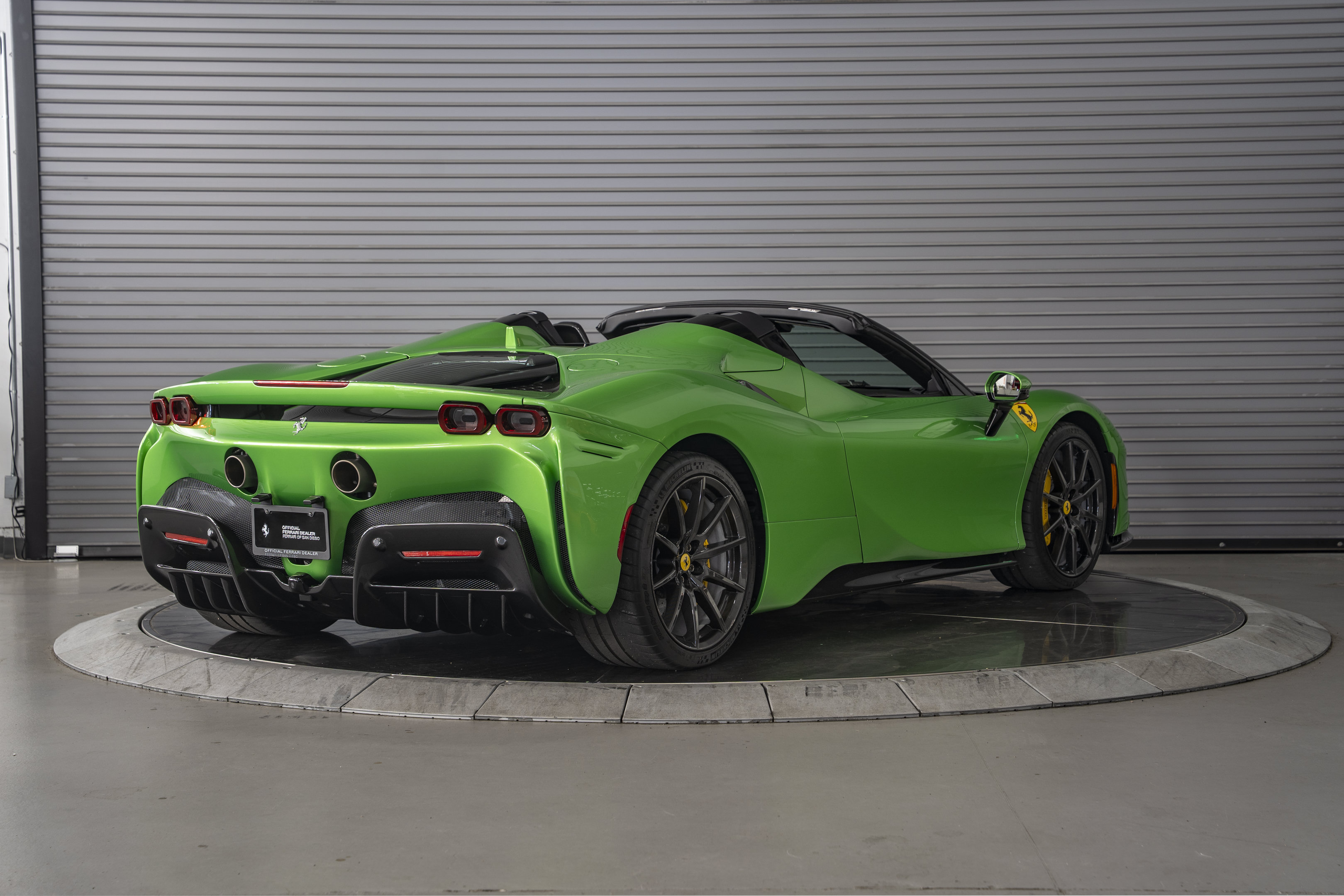 Used 2025 Ferrari SF90 Spider AWD/4WD image 5