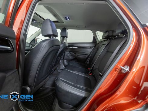 Used 2025 Kia Seltos SX w/ SX Sunroof Package AWD/4WD image 27