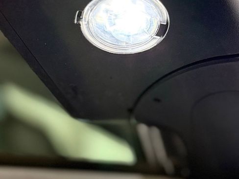 Used 2022 Ford Explorer XLT w/ Equipment Group 202A image 15