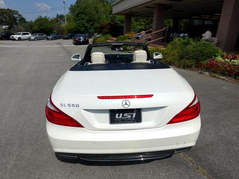 Used 2014 Mercedes-Benz SL 550 image 8