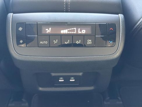 New 2026 Nissan Pathfinder SL AWD/4WD image 17