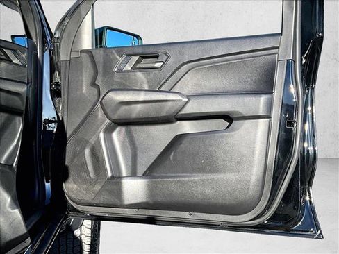 Certified 2024 Chevrolet Colorado Trail Boss w/ Technology Package image 19