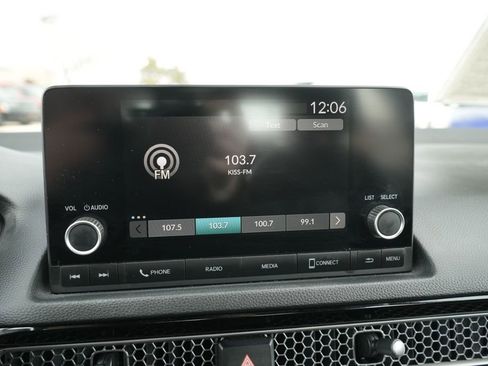 Used 2023 Honda Civic Sport image 32