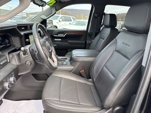 Used 2024 GMC Sierra 1500 Denali w/ Technology Package image 12