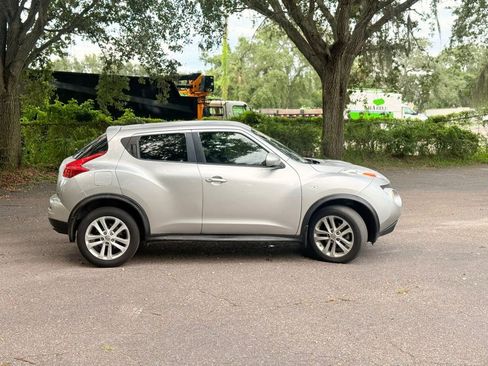 Used 2012 Nissan Juke S image 5