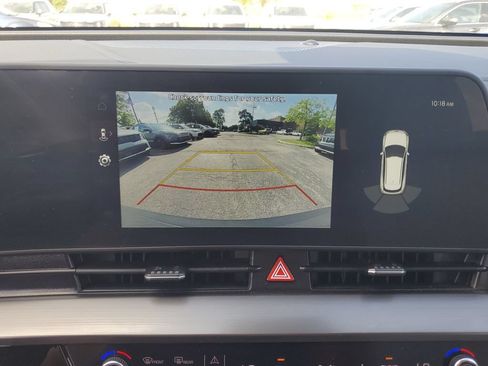 Certified 2024 Kia Sportage EX AWD/4WD image 16