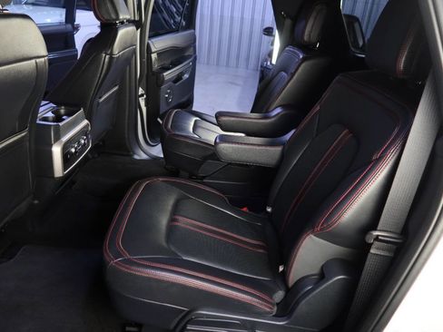 Used 2024 Ford Expedition Max Limited image 19