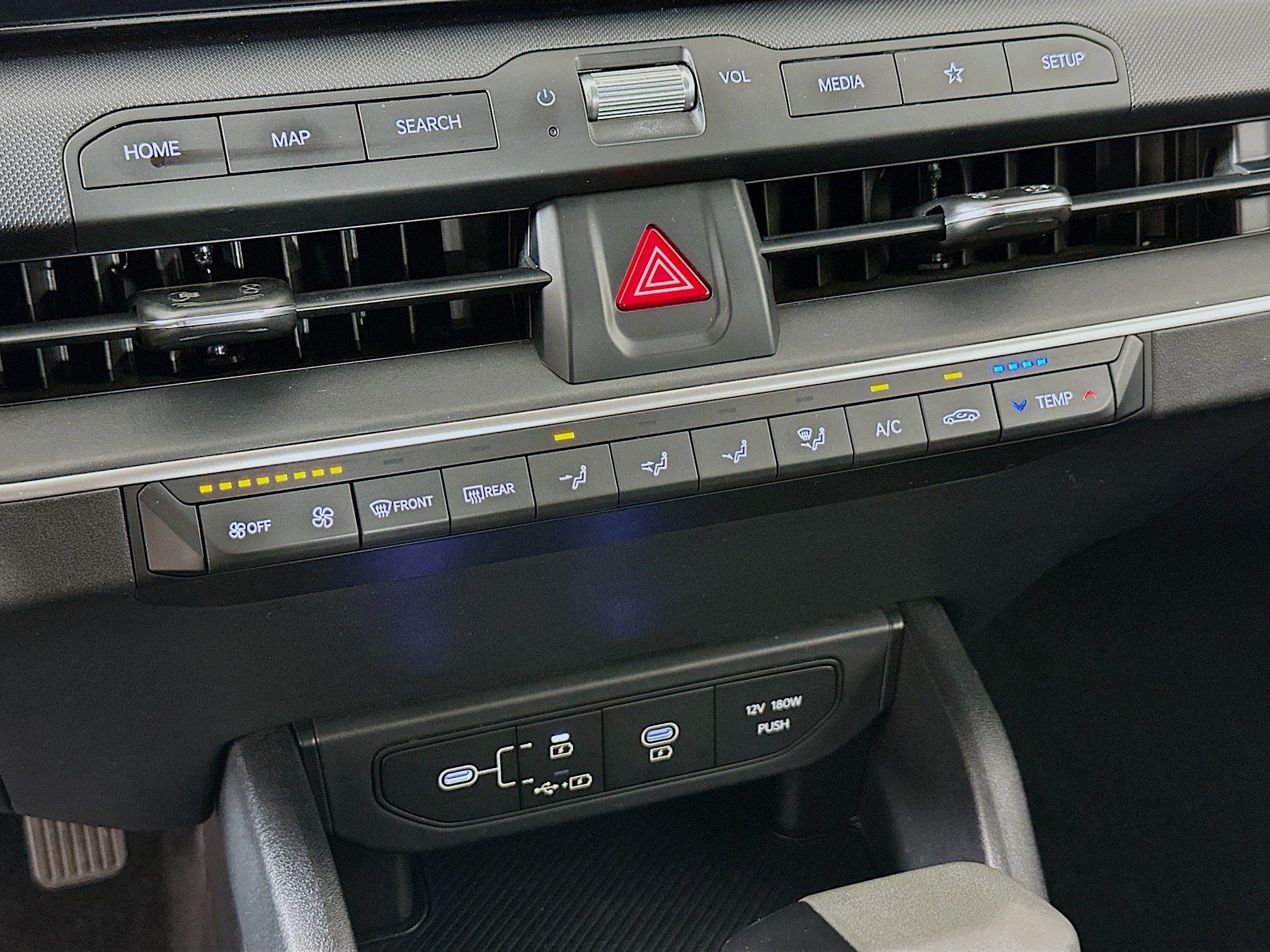 Used 2025 Kia K4 FWD image 23