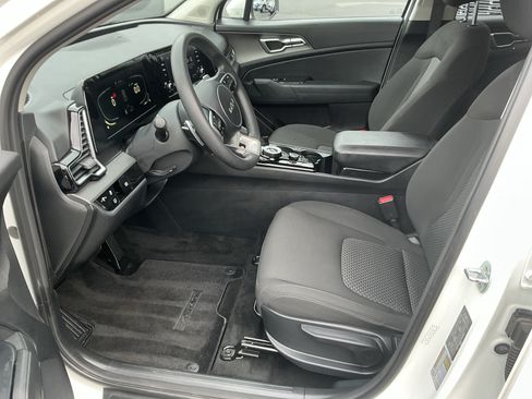 Certified 2023 Kia Sportage LX AWD/4WD image 15