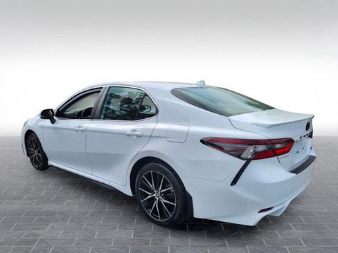 Used 2023 Toyota Camry SE w/ Blackout Package (TMS) FWD image 6