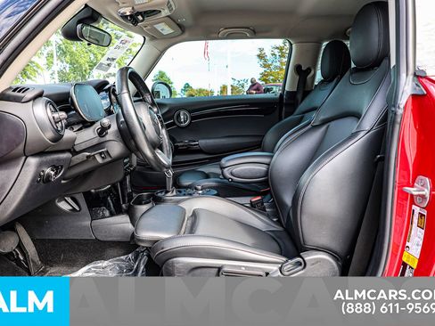 Used 2022 MINI Cooper SE image 18