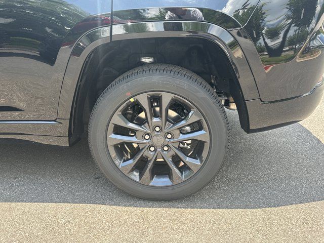 New 2026 Jeep Grand Cherokee Limited AWD/4WD image 18
