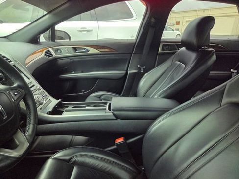 Used 2019 Lincoln MKZ Reserve w/ Reserve Plus Package FWD image 8
