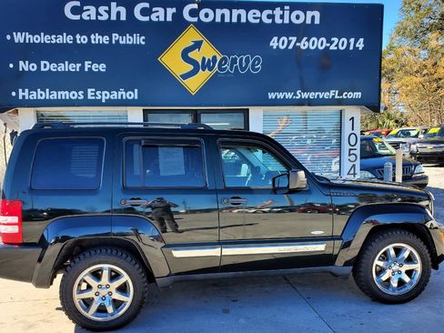 Used 2012 Jeep Liberty Sport image 7