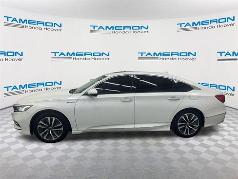 Used 2019 Honda Accord Touring image 2