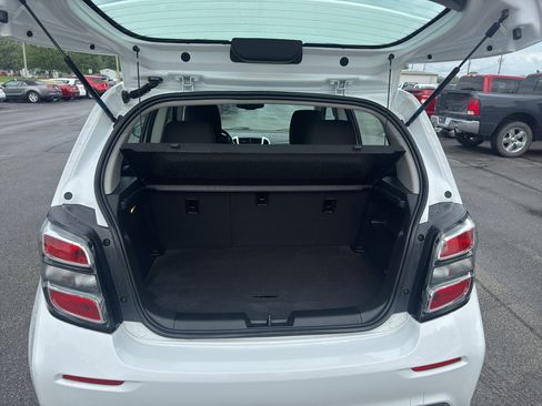 Used 2017 Chevrolet Sonic LT FWD image 8