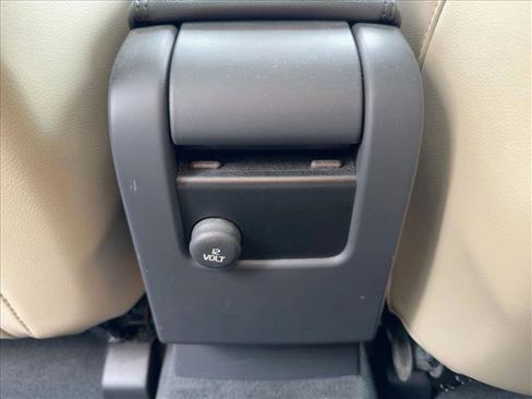 Used 2017 Volvo XC60 T5 Inscription w/ Advanced Package image 19