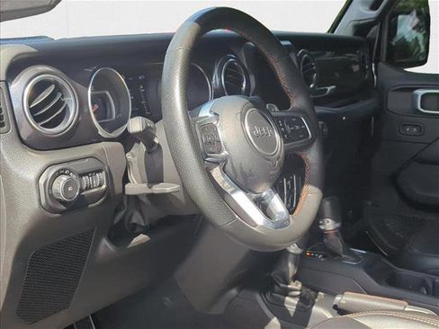 Used 2022 Jeep Wrangler Unlimited Rubicon w/ Dual Top Group image 9