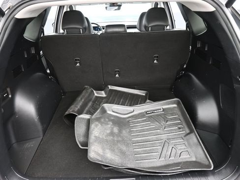 Used 2023 Hyundai Tucson Limited image 16