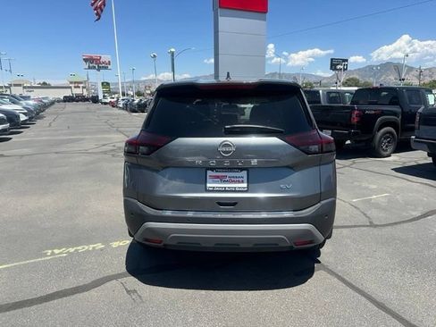 Used 2023 Nissan Rogue SV FWD image 10