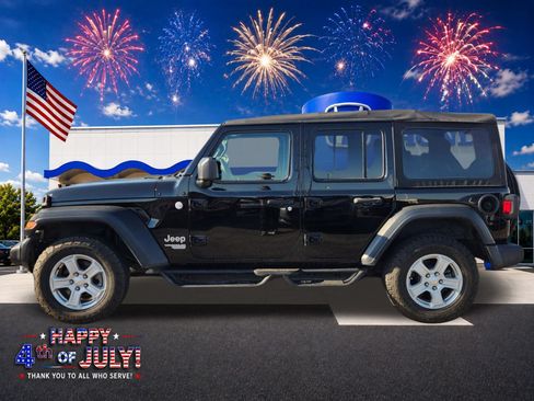 Used 2021 Jeep Wrangler Unlimited Sport AWD/4WD image 3