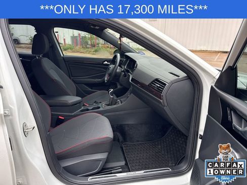 Used 2024 Volkswagen Jetta GLI 40th Anniversary Edition image 26