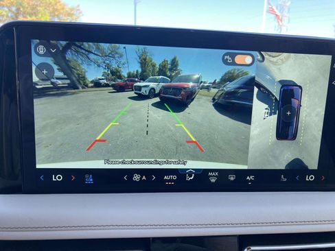 New 2025 Lincoln Aviator 2WD w/ Equipment Group 101A image 25