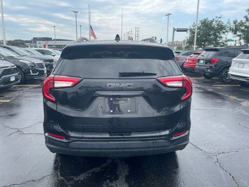 Used 2023 GMC Terrain SLT w/ Infotainment Package II AWD/4WD image 3