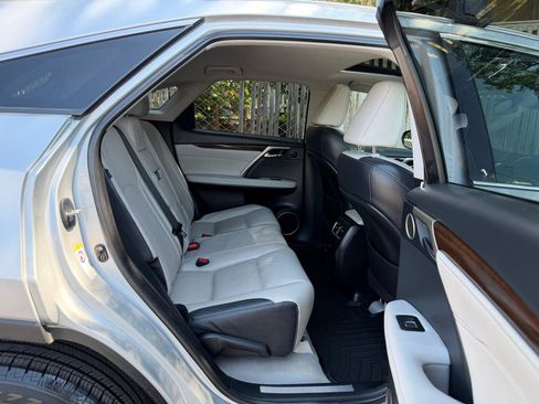Used 2019 Lexus RX 350 AWD w/ Navigation Package image 22