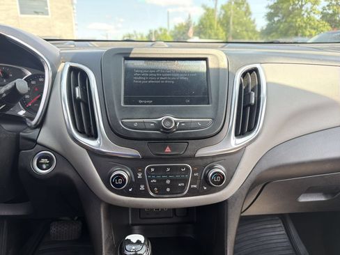 Used 2019 Chevrolet Equinox LT w/ Driver Convenience Package FWD image 29