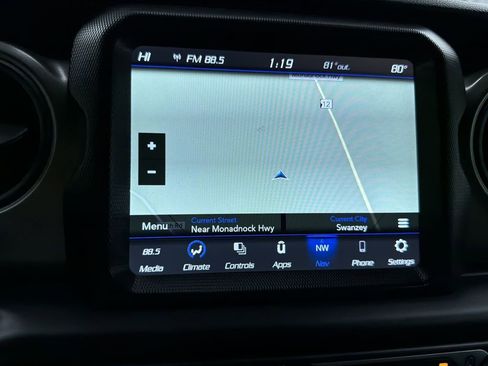 Used 2023 Jeep Wrangler Unlimited Sport w/ Sun And Sound Package AWD/4WD image 14