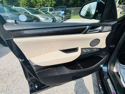 Used 2018 BMW X4 xDrive28i AWD/4WD image 11