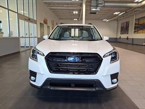 Certified 2023 Subaru Forester Premium AWD/4WD image 2