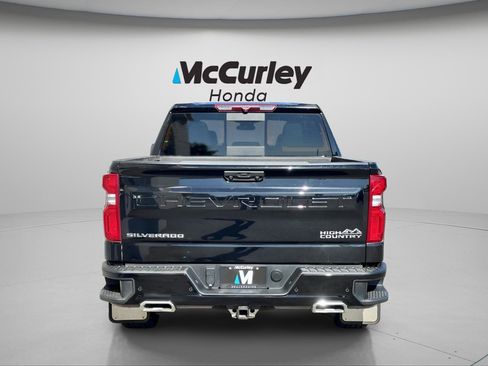 Used 2022 Chevrolet Silverado 1500 High Country image 5